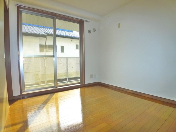 物件内観写真11　(居室)