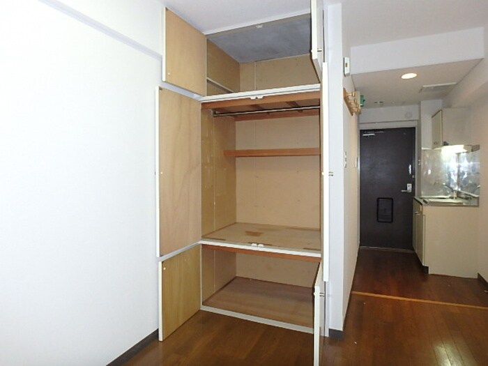 物件内観写真10　(収納)