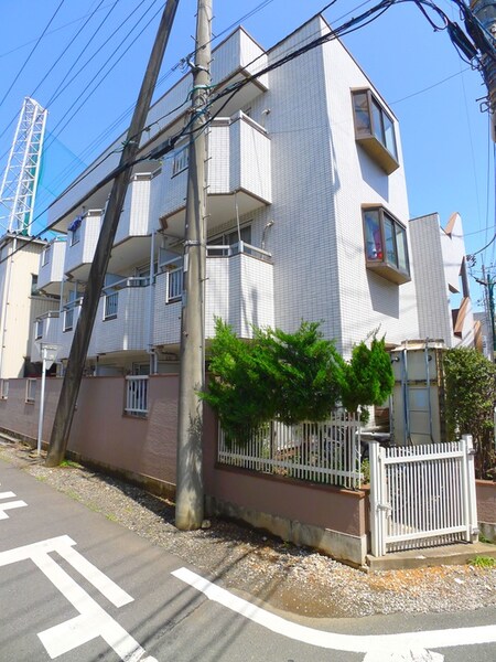 マメ－ル中浦和外観写真