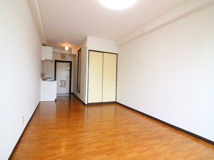 物件内観写真12　(廊下)