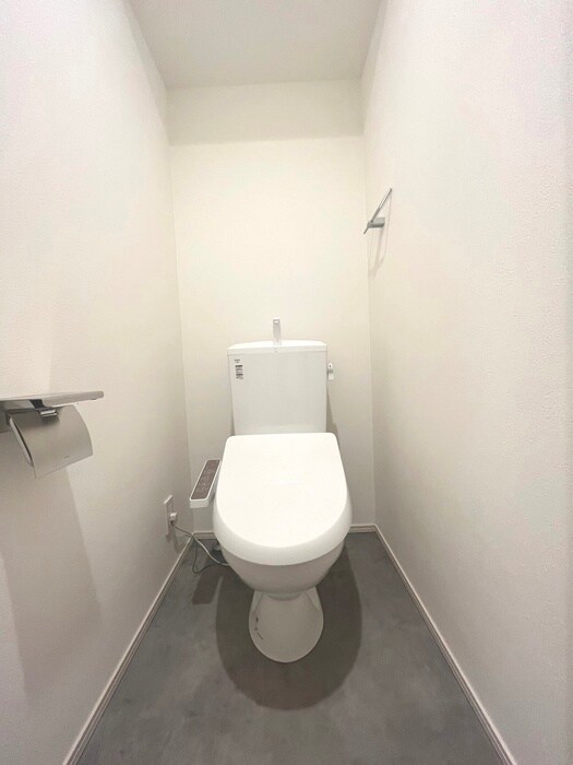 物件内観写真9　(トイレ)