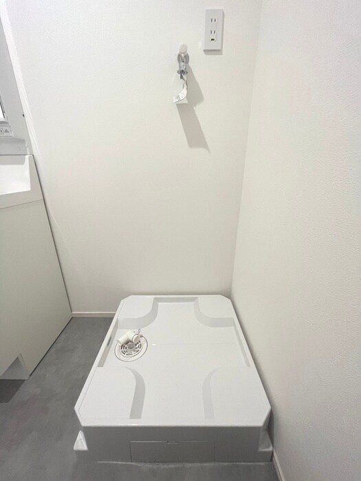 物件内観写真15　(洗濯機置場)