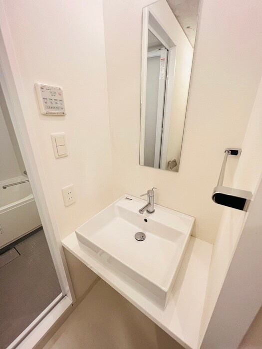 物件内観写真12　(洗面)