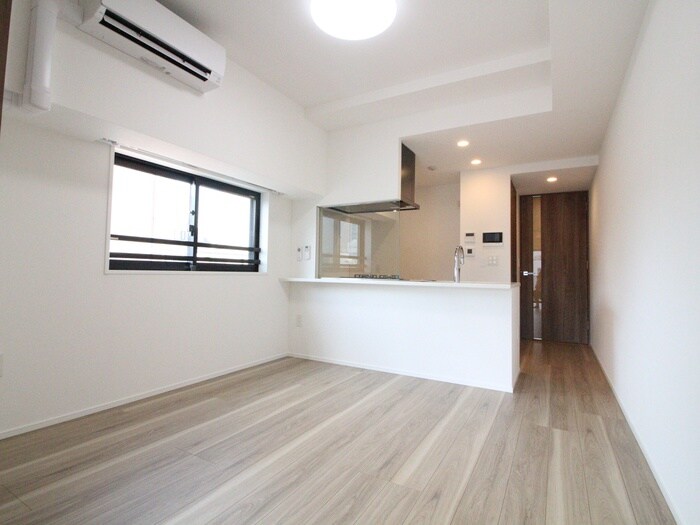 ラグゼナ日本橋の居室