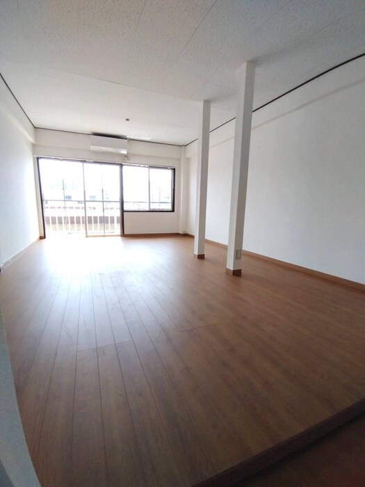 物件内観写真6　(居室)