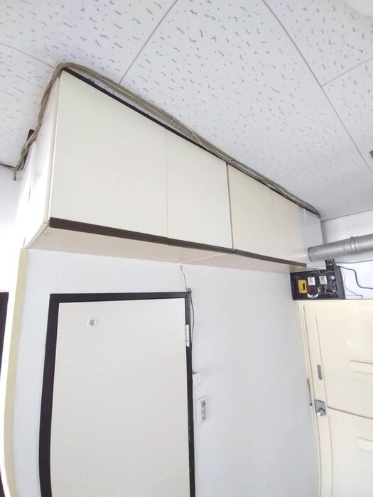 物件内観写真13　(収納)