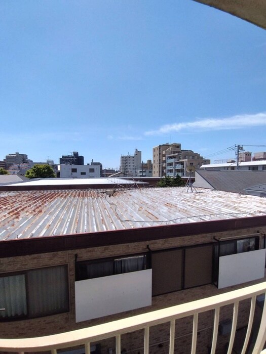 物件内観写真18　(室内からの展望)