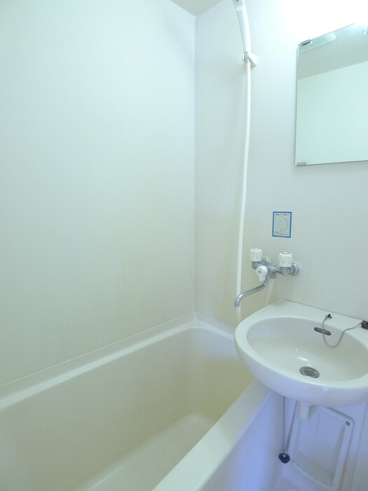 物件内観写真9　(バス／シャワールーム等)
