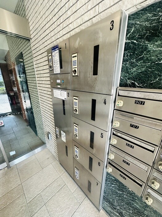 物件外観写真4　(建物設備)