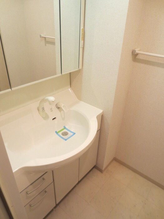 物件内観写真12　(洗面)