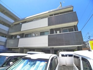 リバ－フィ－ルドⅡ外観写真