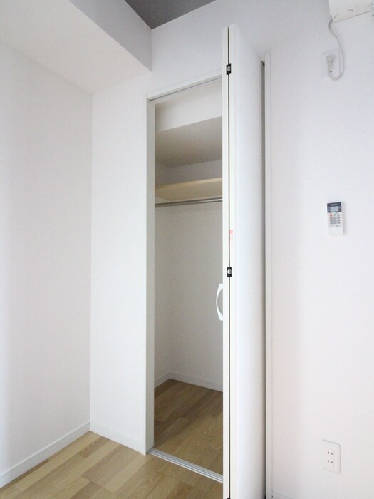 物件内観写真13　(収納)