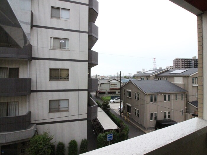 物件内観写真19　(室内からの展望)