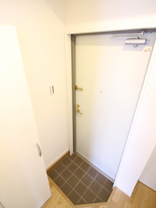 物件内観写真20　(玄関)