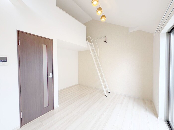 物件内観写真8　(居室)