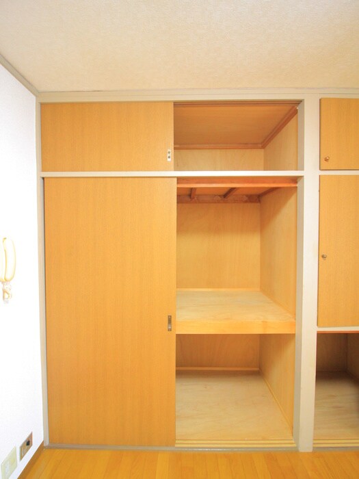 物件内観写真18　(収納)