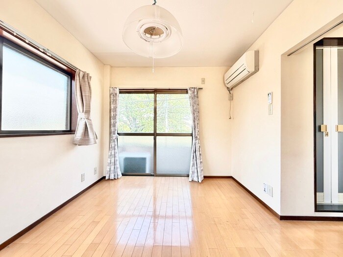 物件内観写真17　(居室)