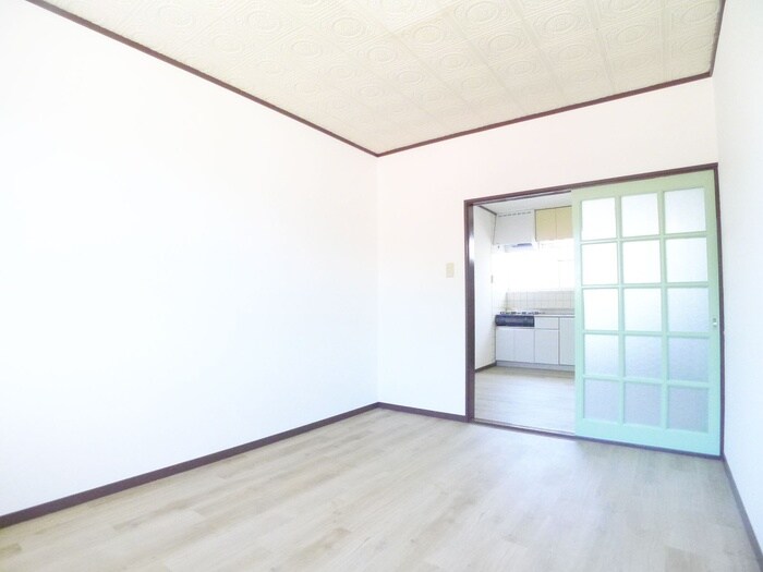 物件内観写真8　(居室)