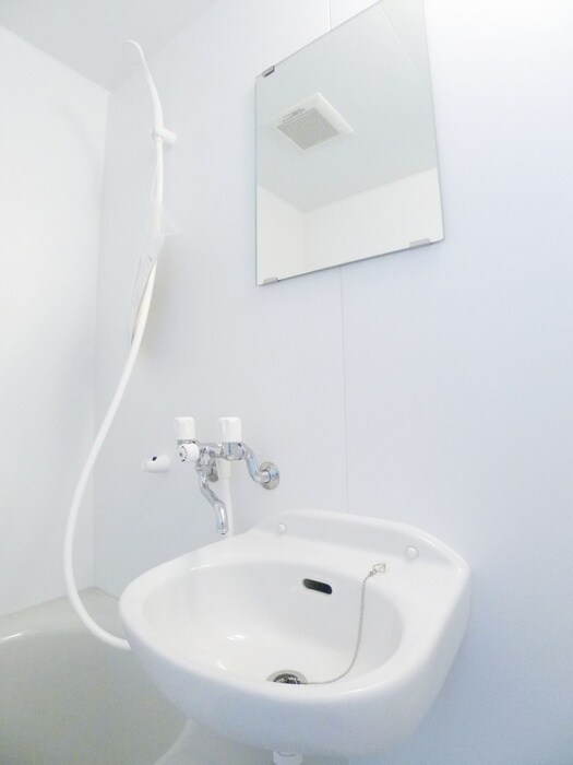 物件内観写真13　(洗面)