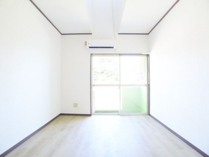 物件内観写真17　(居室)