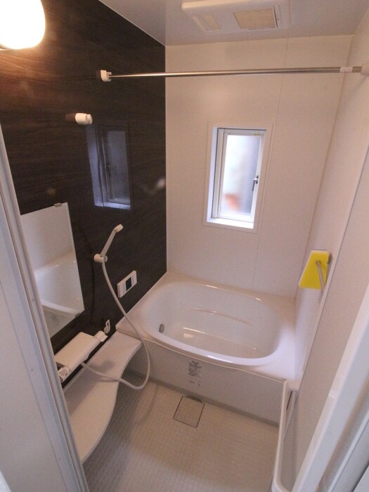 南品川の家のバス