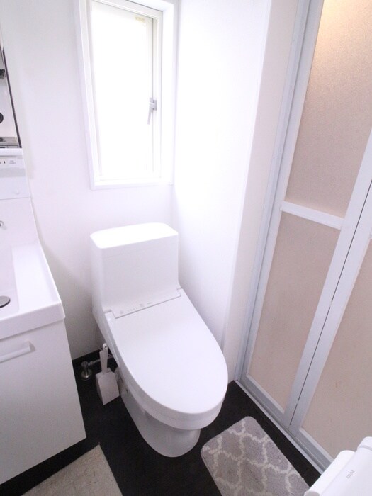 南品川の家のトイレ