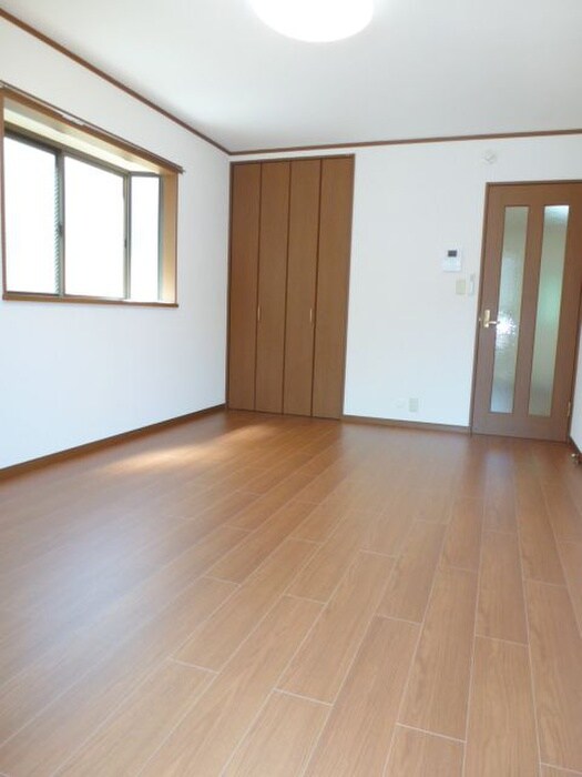 物件内観写真6　(居室)