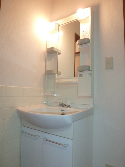 物件内観写真9　(洗面)