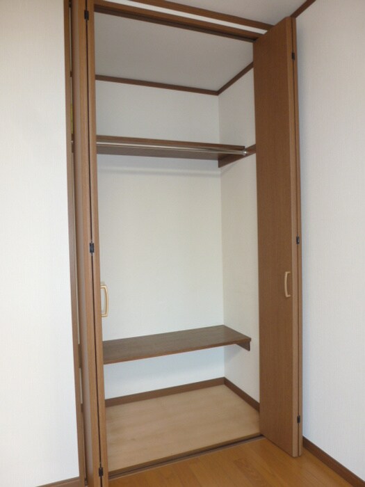 物件内観写真13　(収納)