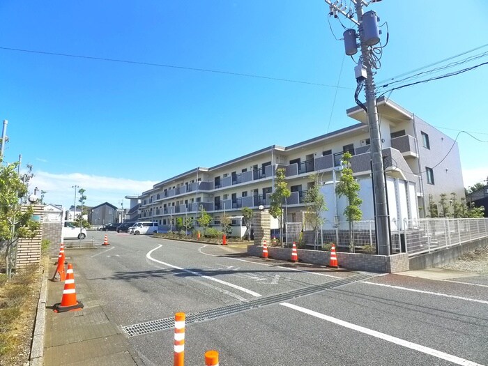 物件外観写真2　(周辺環境)