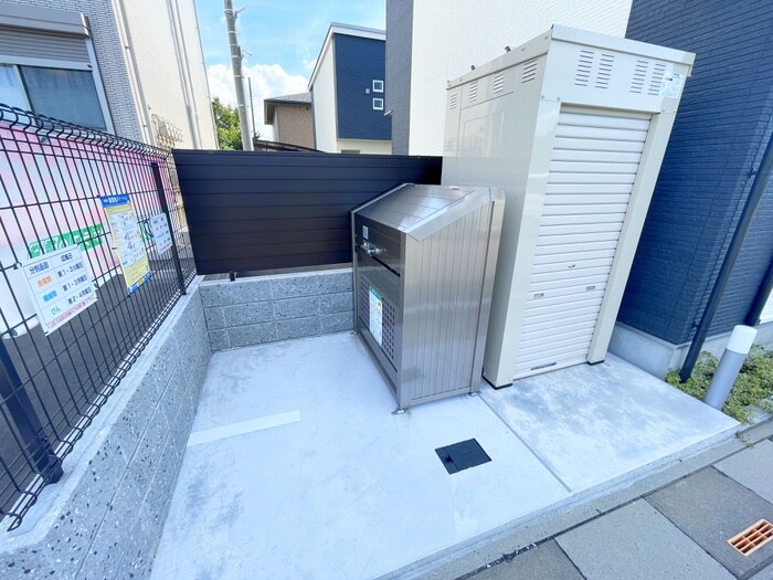 物件外観写真6　(建物設備)