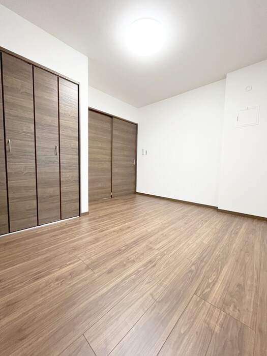 物件内観写真10　(居室)