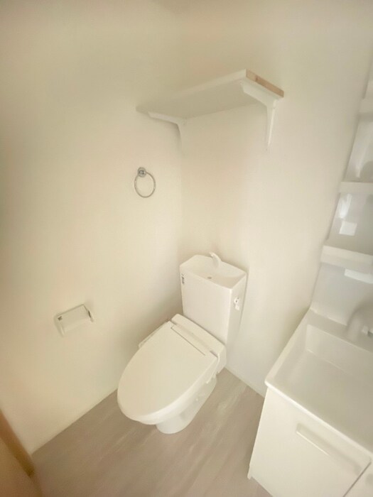 物件内観写真11　(トイレ)