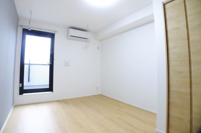 物件内観写真11　(居室)