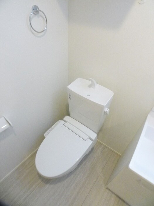 物件内観写真16　(トイレ)