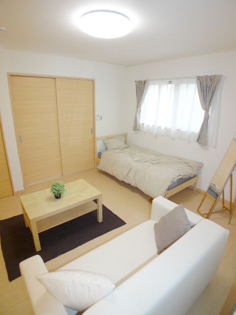 物件内観写真9　(室内からの展望)