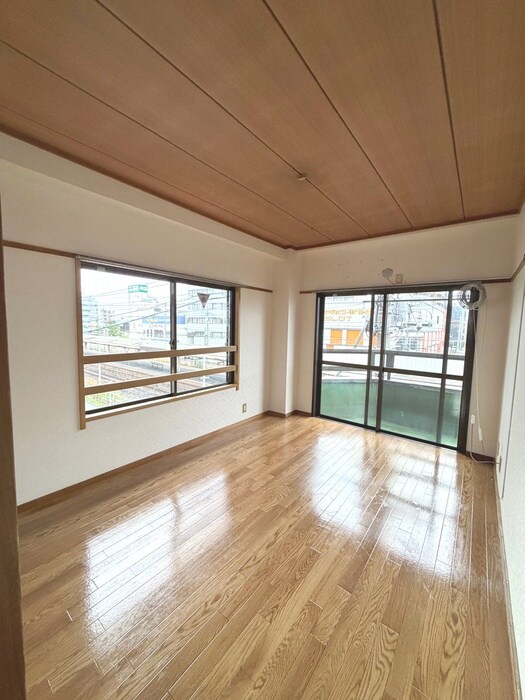 物件内観写真5　(居室)