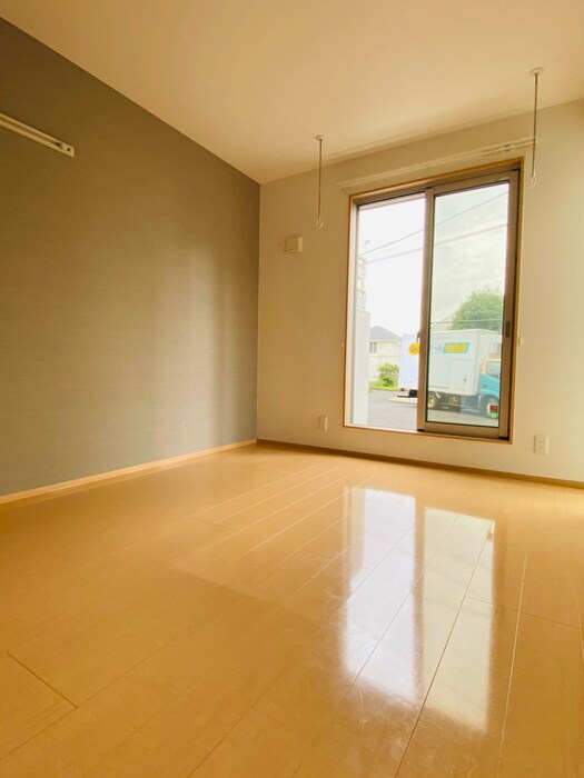 物件内観写真15　(居室)