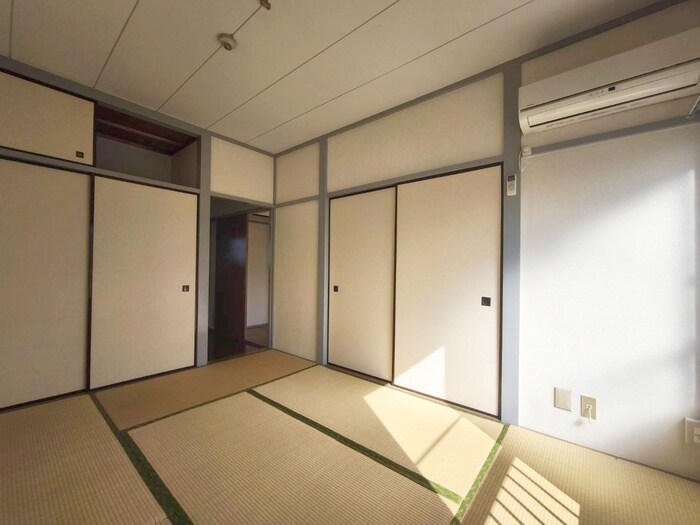 物件内観写真11　(居室)