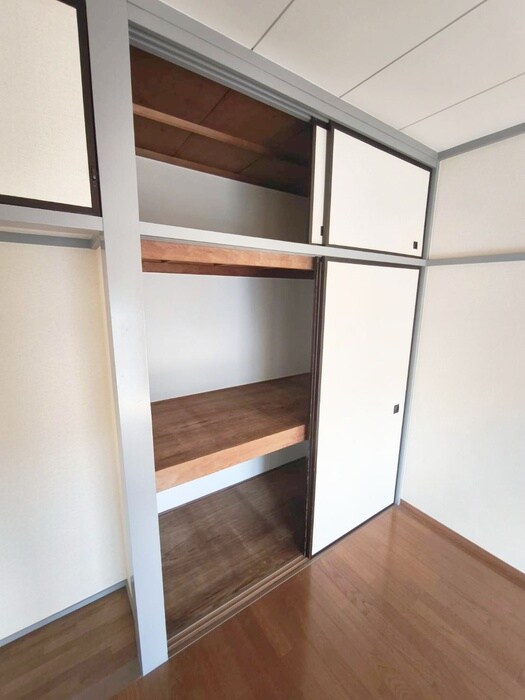 物件内観写真13　(収納)