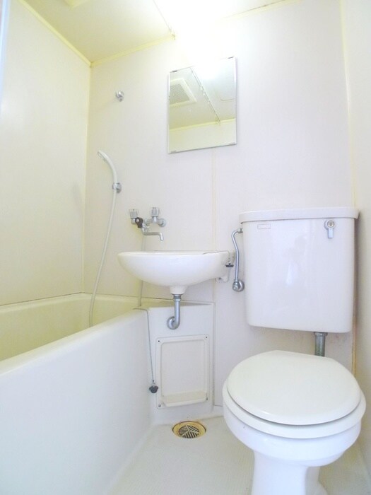 物件内観写真13　(バス／シャワールーム等)