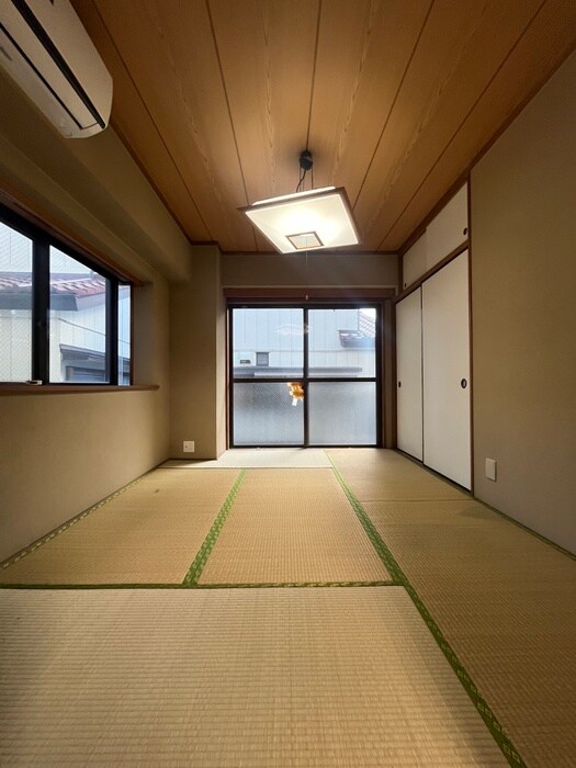 物件内観写真10　(居室)