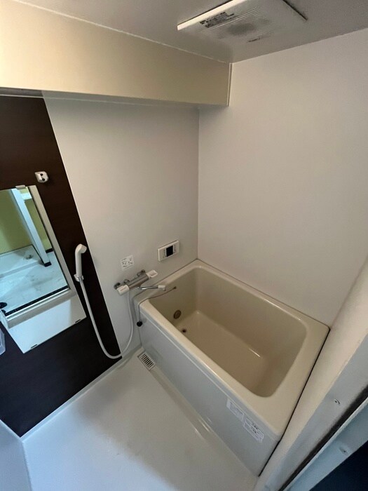 物件内観写真13　(バス／シャワールーム等)