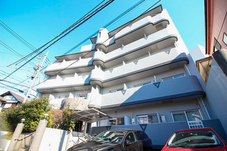 リベ－ル市ヶ尾外観写真