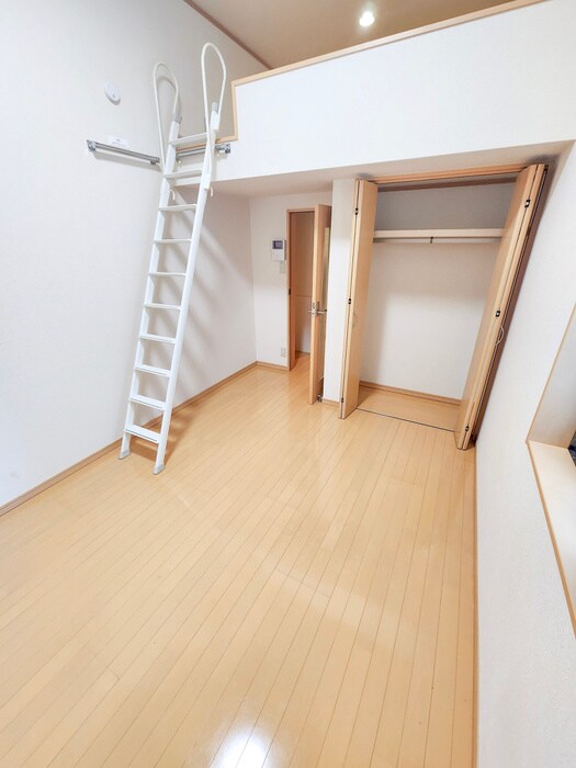 物件内観写真7　(居室)