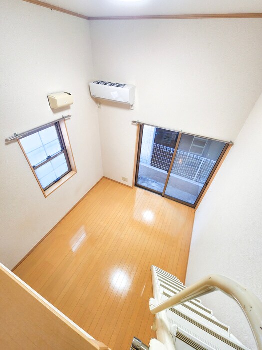 物件内観写真19　(居室)