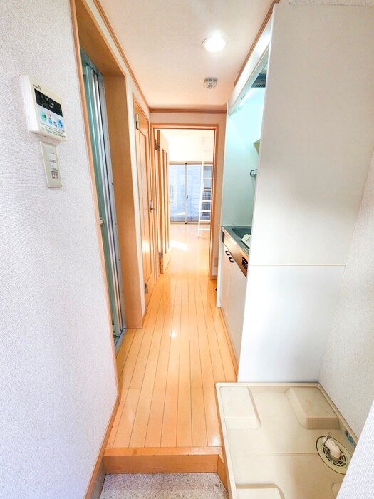 物件内観写真22　(廊下)