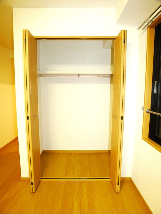 物件内観写真8　(収納)