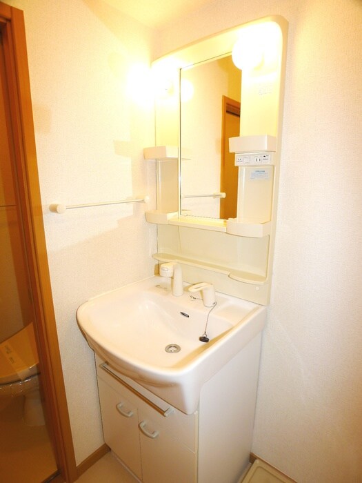 物件内観写真10　(洗面)