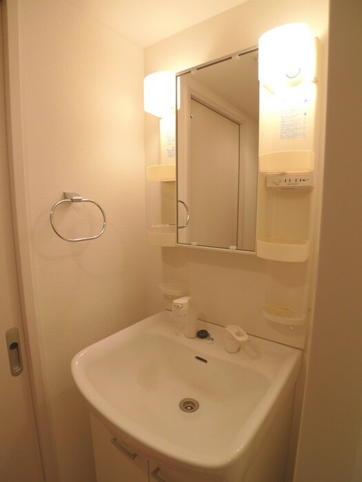 物件内観写真12　(洗面)